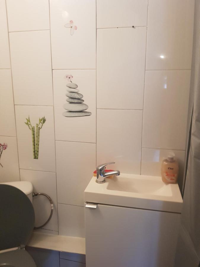 Studio Entre Paris Et Disney 1 Apartment Torcy  Ngoại thất bức ảnh
